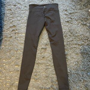 Black Lululemon High-Rise Leggings size 8